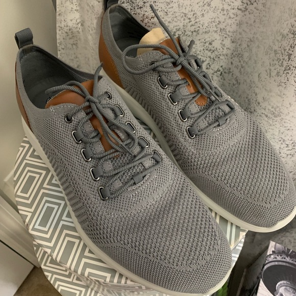 Johnston & Murphy Amherst Knit U Throat Sneakers - Picture 1 of 6